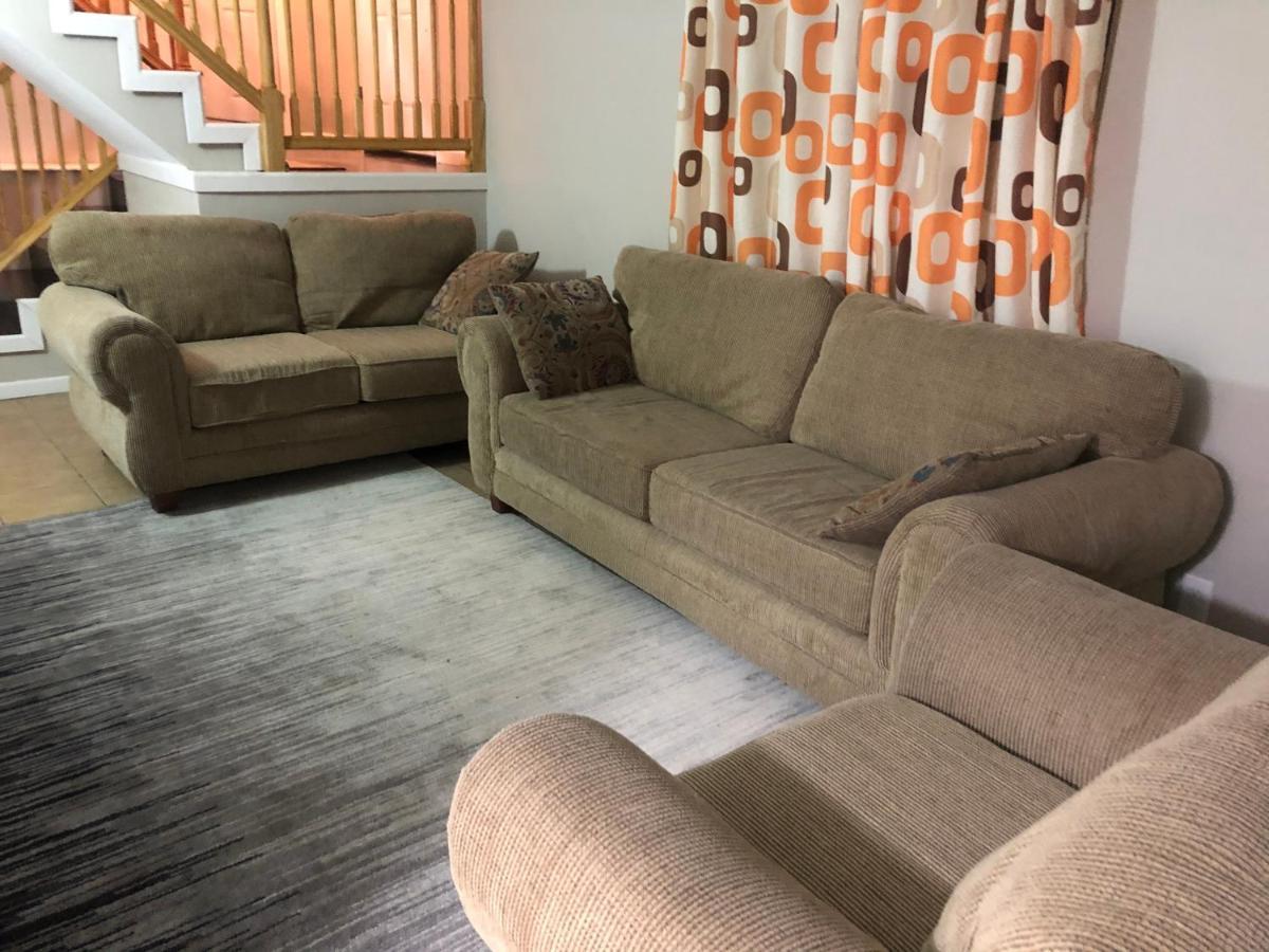 Milehi Vacation Home Pet Friendly ออโรรา ภายนอก รูปภาพ