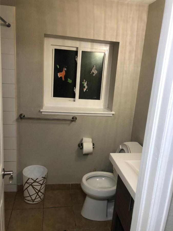 Milehi Vacation Home Pet Friendly ออโรรา ภายนอก รูปภาพ